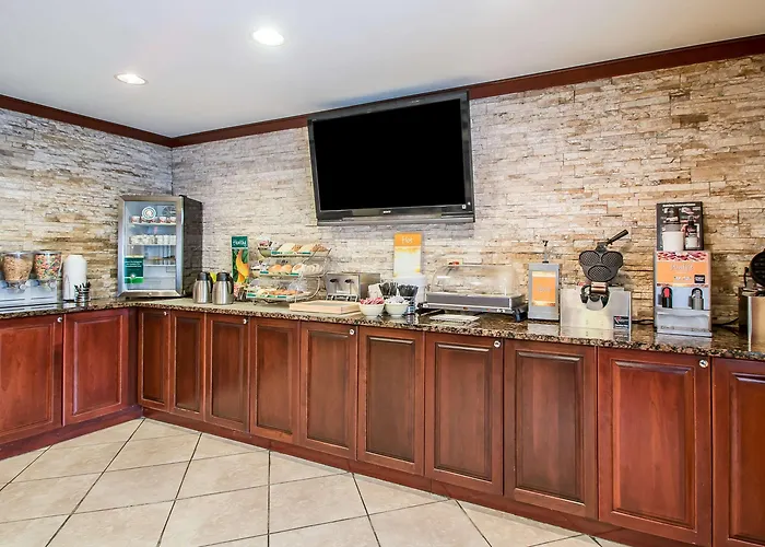 Inn Comfort - Schaumburg 4*